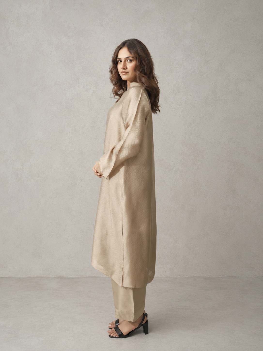 Champagne Sheesha Raw Silk Co-Ord Set