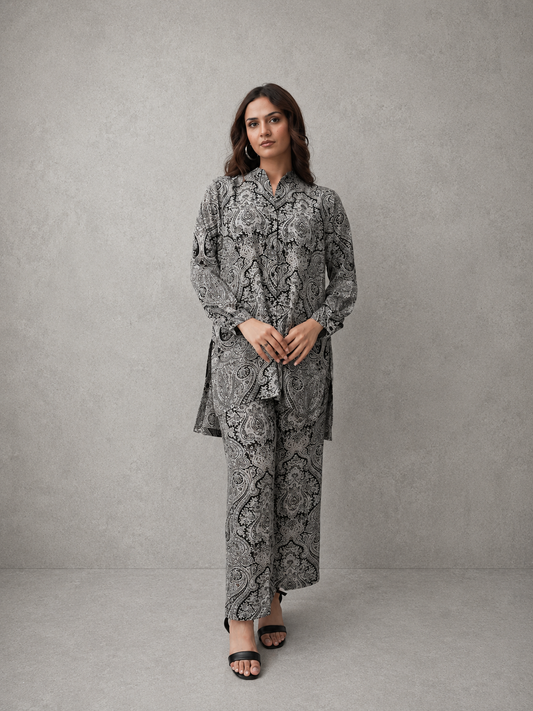 Printed Georgette Co-Ord Set – Monochrome Paisley