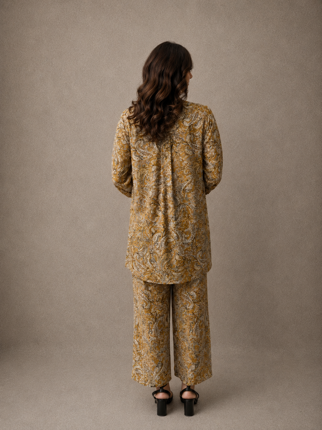 Printed Georgette Co-Ord Set – Golden Paisley
